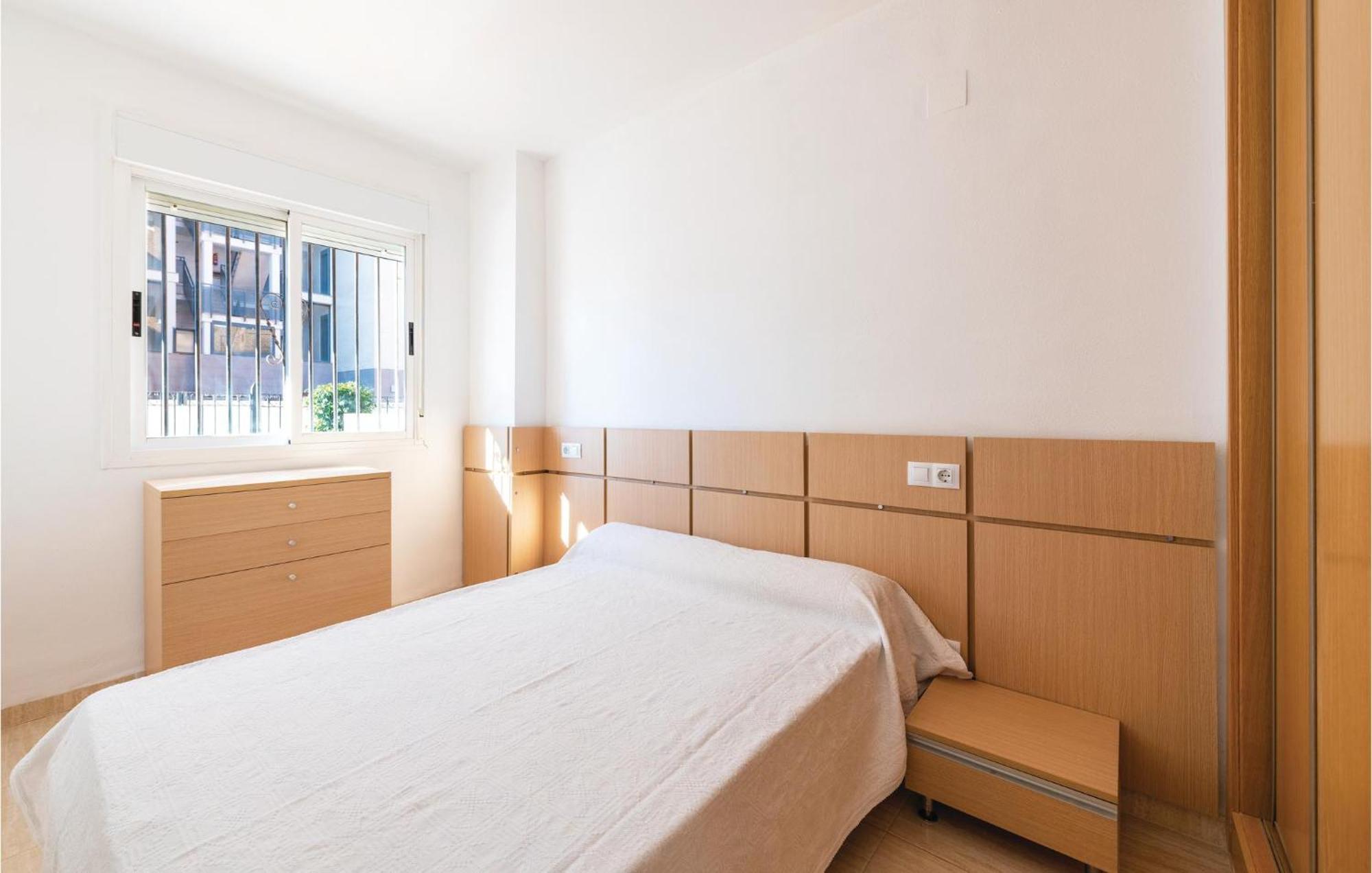 Amazing Apartment In Oropesa Del Mar With Kitchen Esterno foto