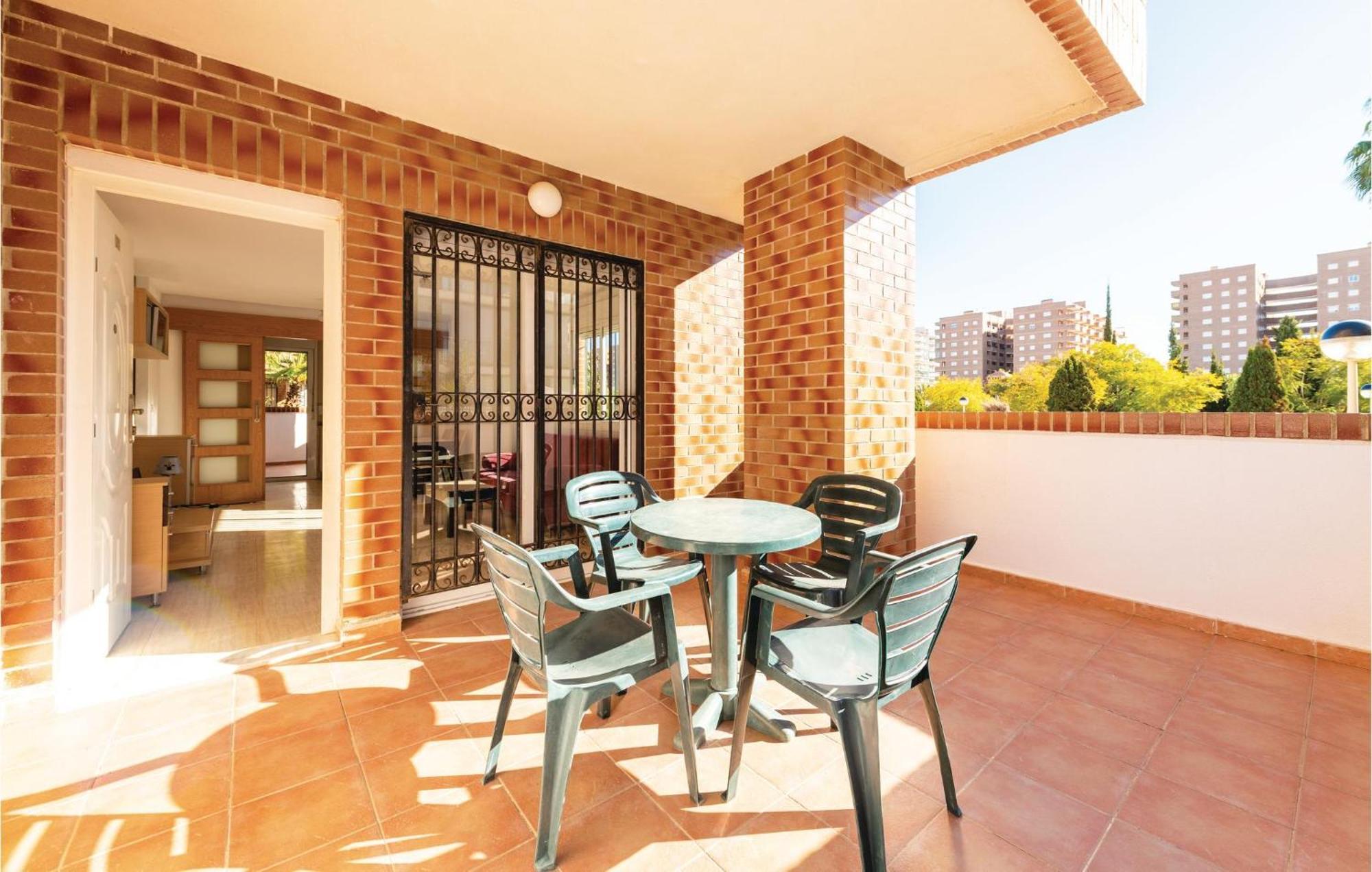 Amazing Apartment In Oropesa Del Mar With Kitchen Esterno foto
