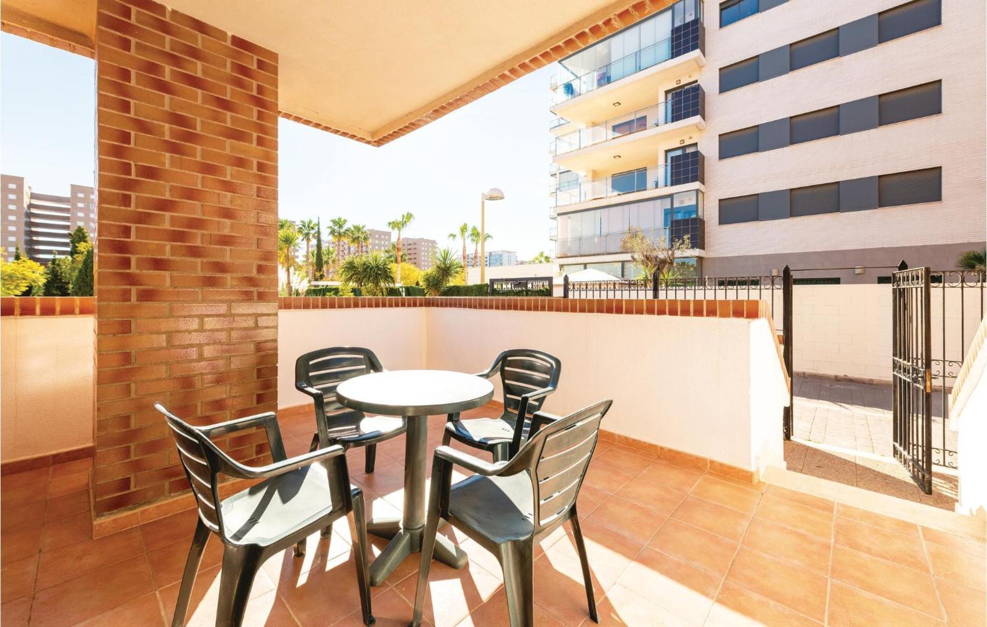 Amazing Apartment In Oropesa Del Mar With Kitchen Esterno foto